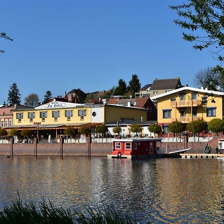Hotel Garni "Am Hafen" Хавелберг Екстериор снимка